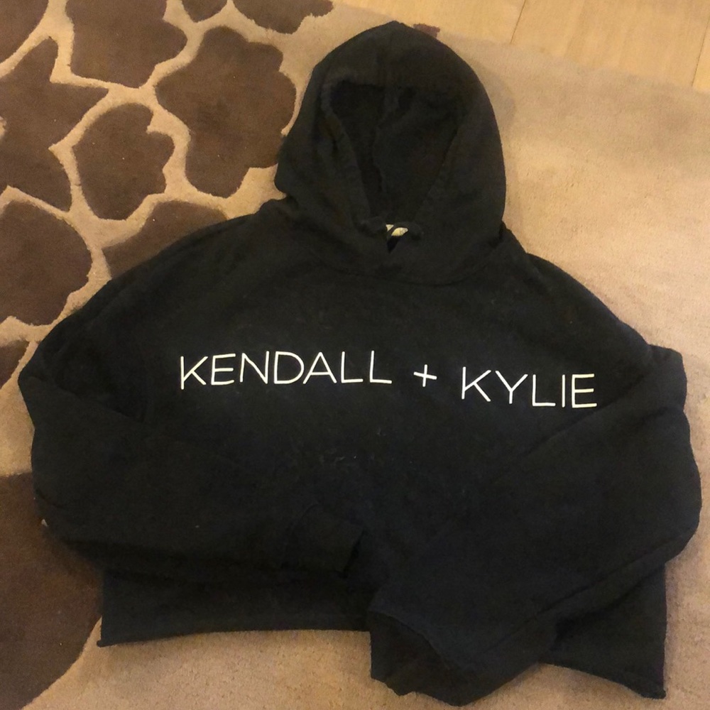 Juniors Kendall and Kylie Crop Top - Size S